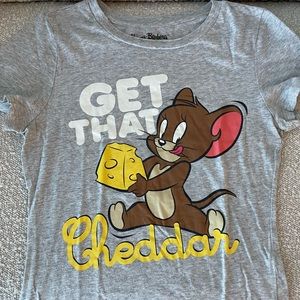 Cute gray Tshirt with Jerry the mouse